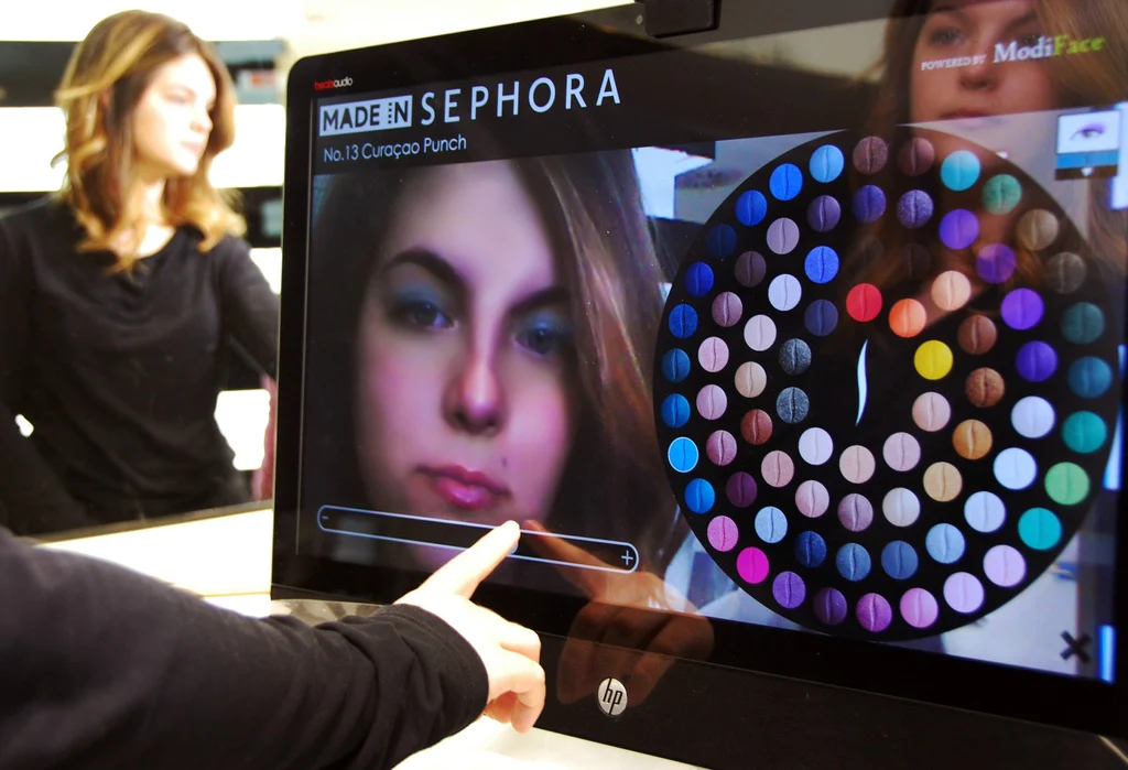 Sephora using digital display solution